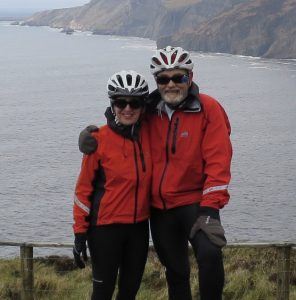 cycling tour Ireland April 2016. Julane and Art at Sliabh Liag