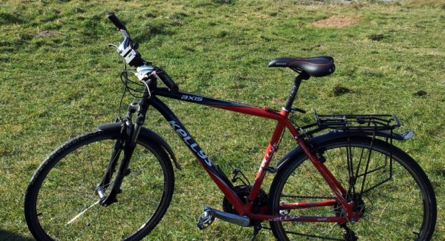 How to choose the correct type of bike. Hybrid bicycle.
