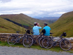 Enjoying Glengesh Pass Treasures of Coast tour with Ireland by Bike